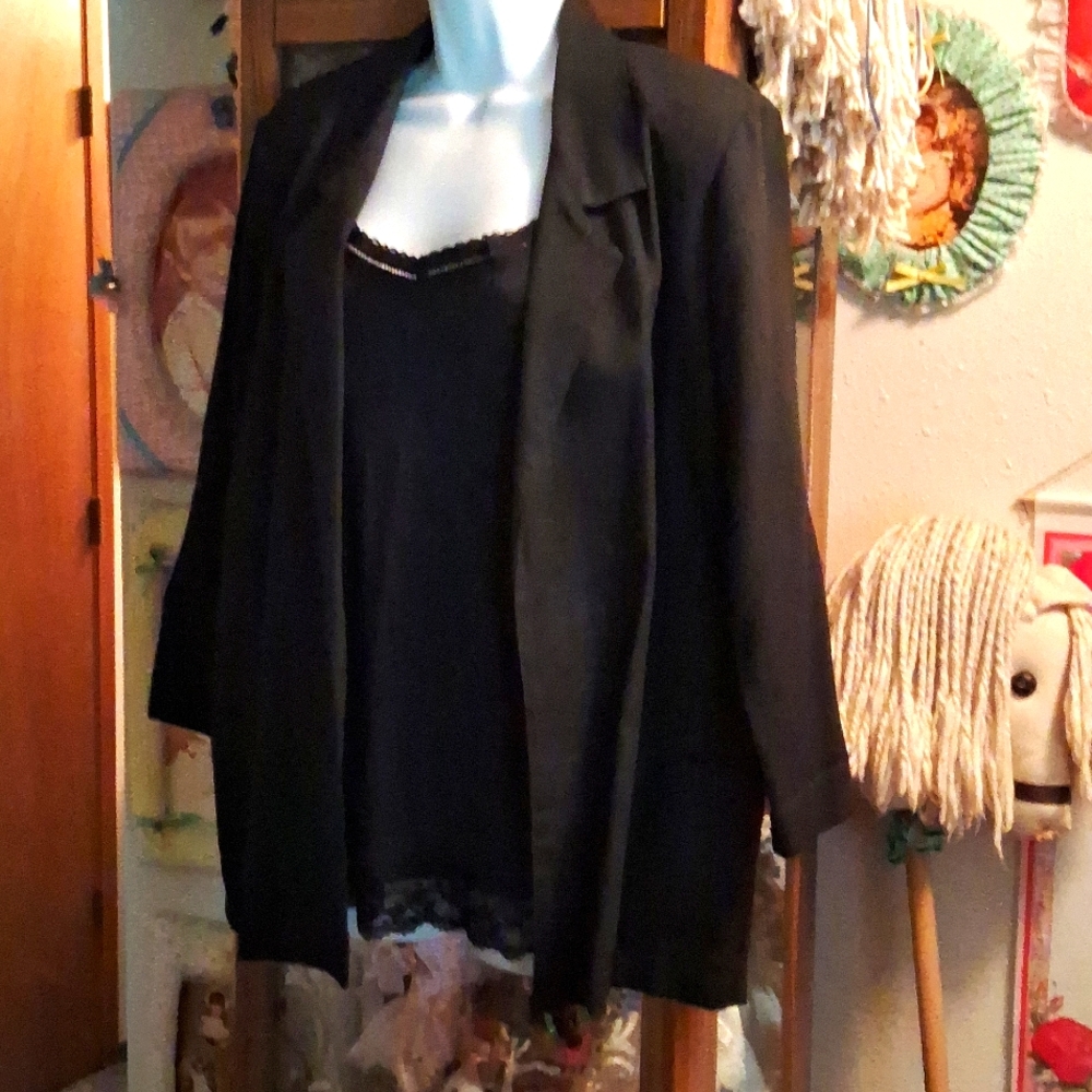 Vintage 80's,Black Blazer/Jacket,with Removeable Shoulder Pads 🖤🦋🖤
